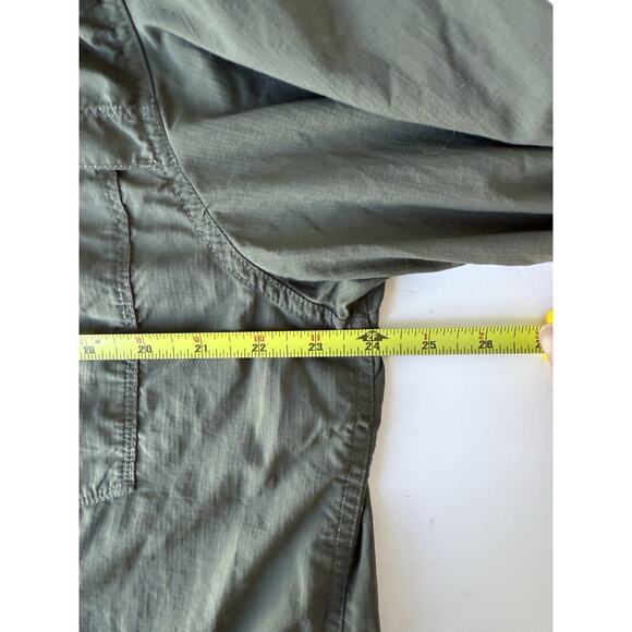 The North Face Mens Button Up Long Sleeve Zip Away Shirt Size XL Olive Green - Picture 11 of 14